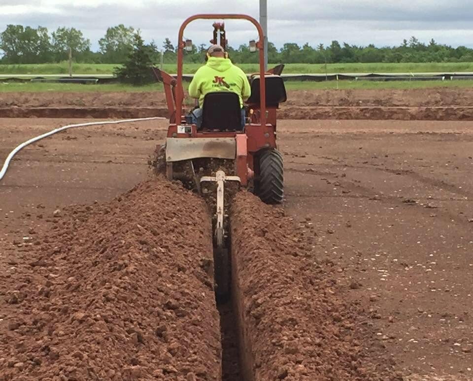 7 Signs You Need Farm Drainage in Wisconsin | JK Trenching LLC